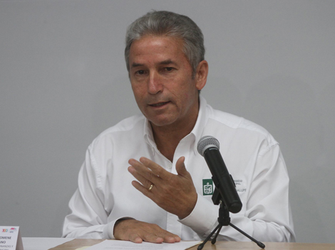 El tesorero del municipio de Guadalupe con licencia, Domene Zambrano.