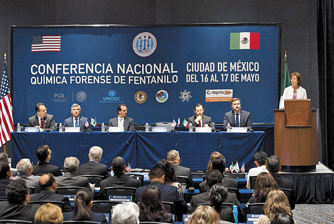 La diplomática habló durante la Conferencia Nacional Química Forense en Ciudad de México. 