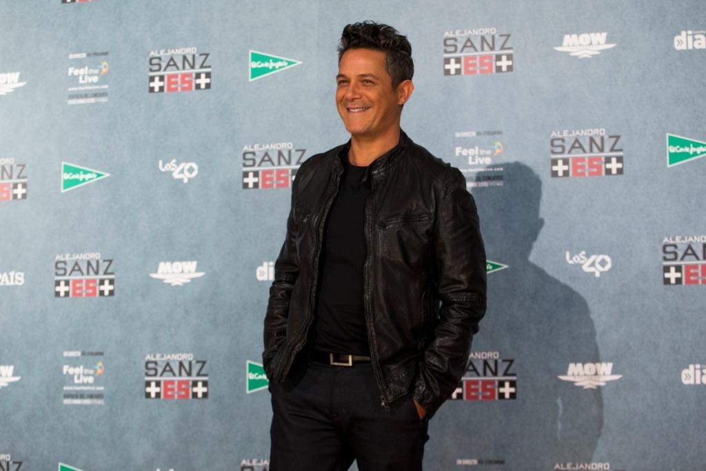 El disco del cantante se mantuvo como el número uno en España por 63 semanas.