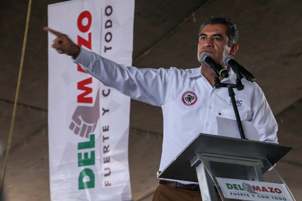 El presidente del PRI, Enrique Ochoa Reza, dijo que hay que evitar el avance del populismo autoritario.