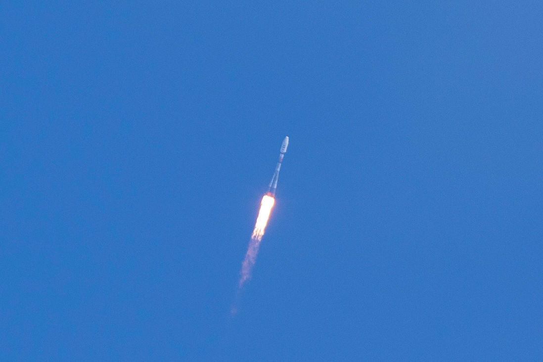 El despegue del 'Soyuz' de la base de la Agencia Espacial Europea en Kourou.