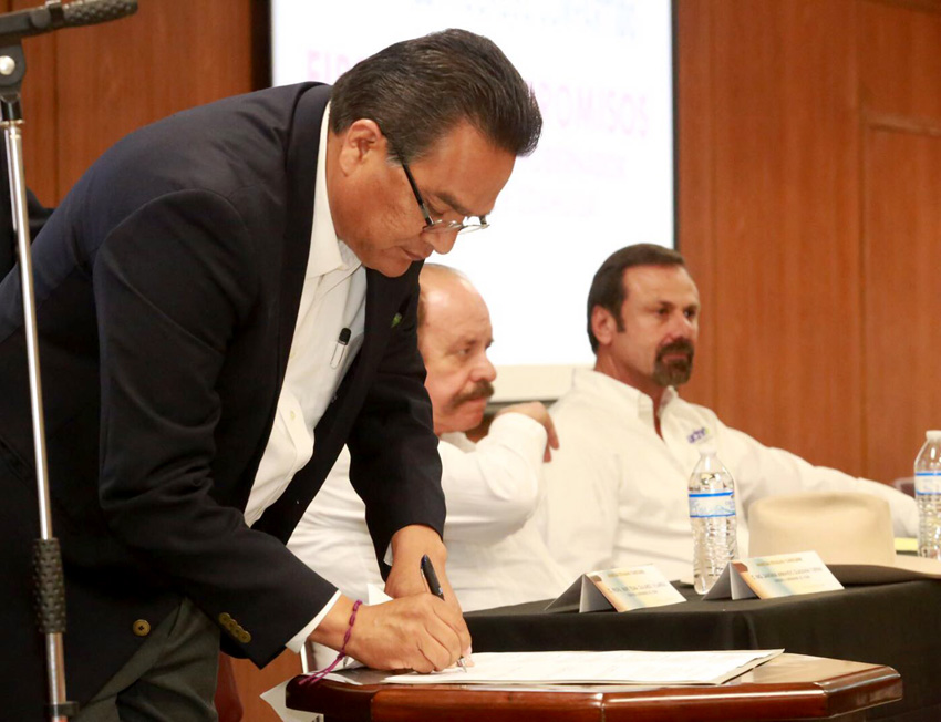 Javier Guerrero no descarta la alianza, sólo si sus contrincantes se adhieren a su proyecto. 