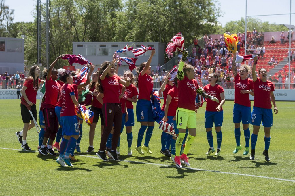 Las ´Colchoneras´ festejan por la obtención del campeonato liguero