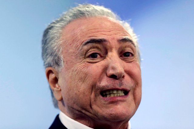 El presidente de Brasil, Michel Temer, habla en conferencia de prensa en el Palacio del Planalto, en Brasilia