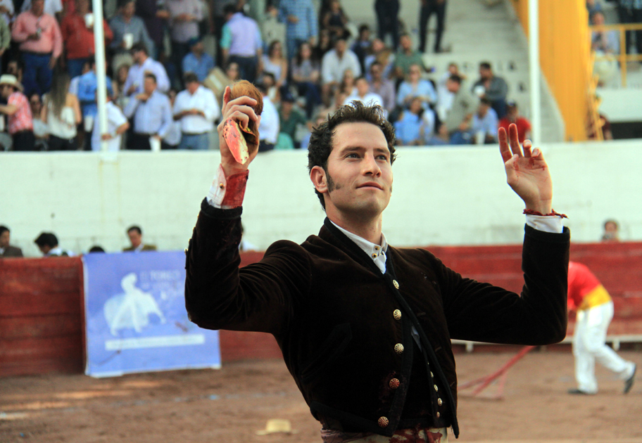 Arturo Saldívar salió triunfador.
