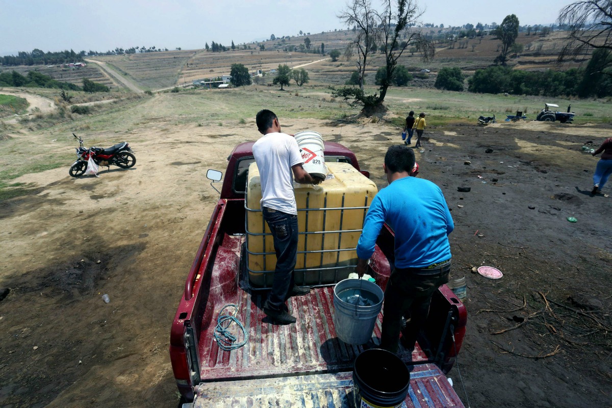 La fuente de gasolina estuvo activa por unas tres horas.