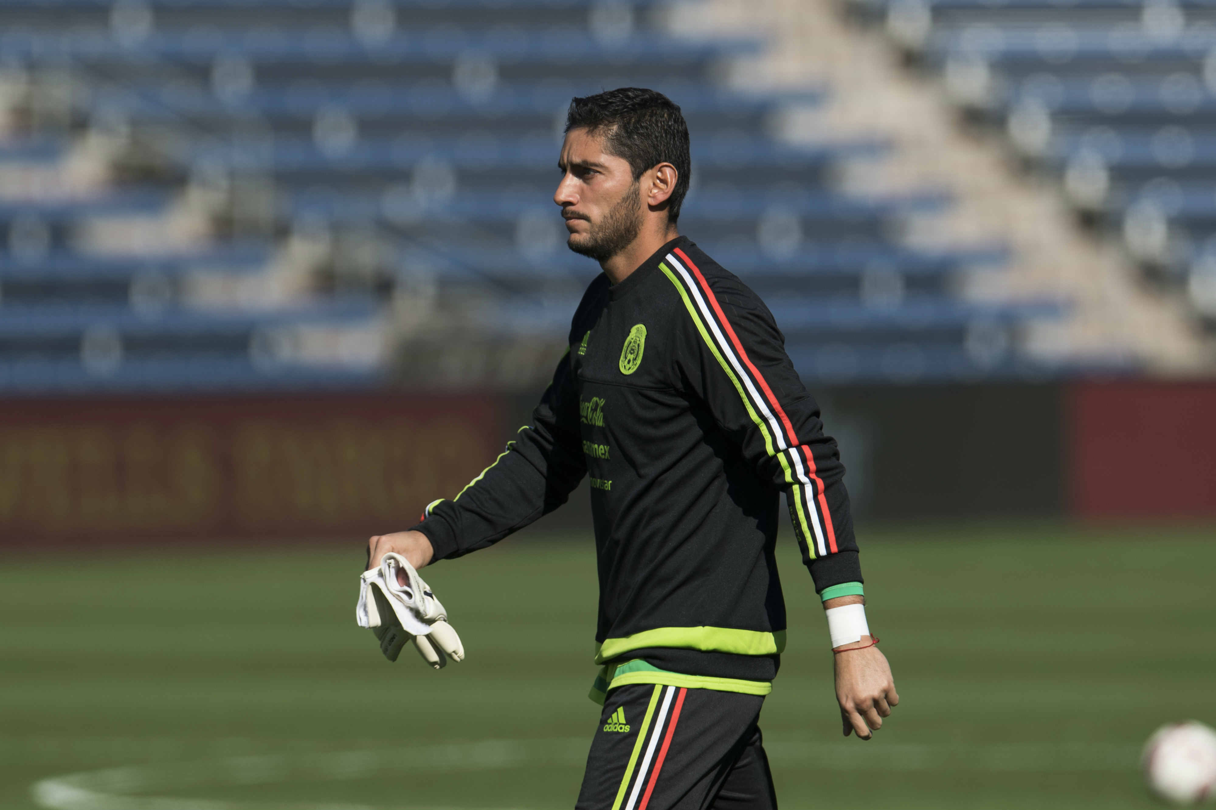 Corona en entrenamiento con el 'Tri'