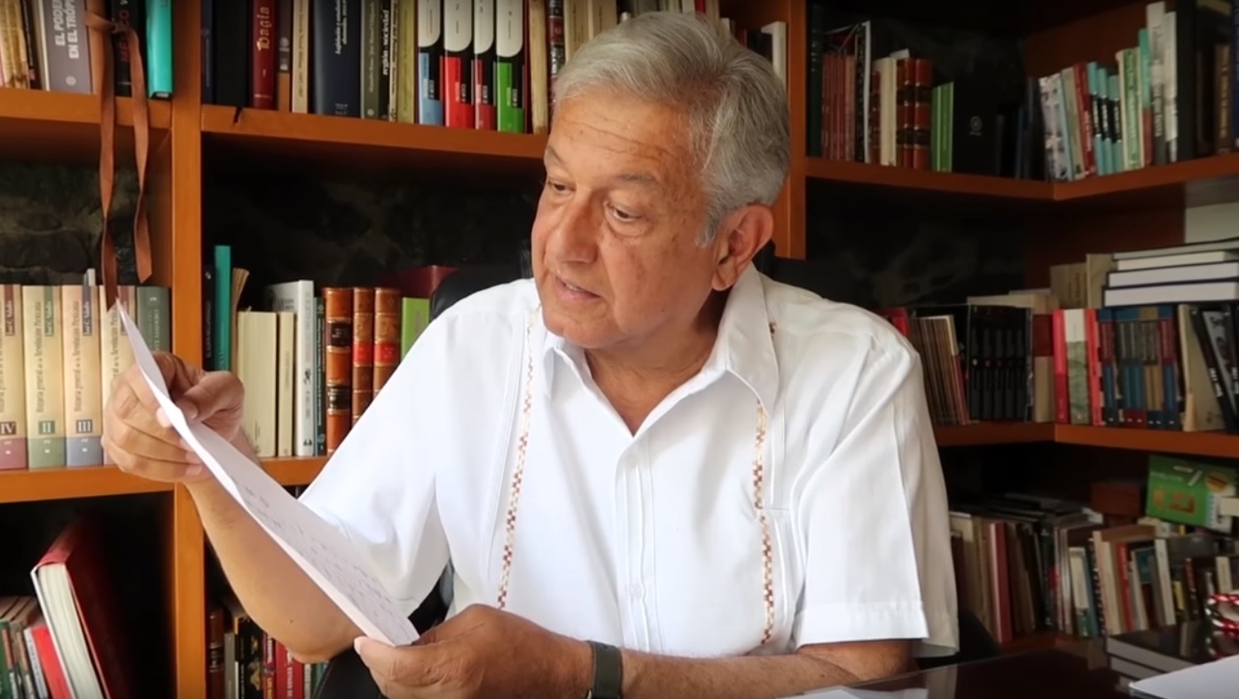 Andres Manuel López Obrador leyó los nombres de los supuestos implicados en el fraude del PRI para la elección en Estado de México.