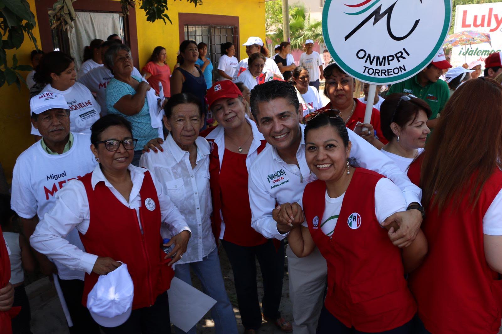 Miguel Mery Ayup, candidato a la alcaldía por la coalición "Vamos Torreón", invita al foro ciudadano "Construyendo la nueva vía".