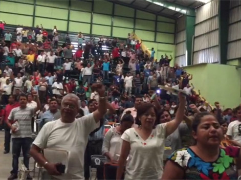 La Asamblea de la CNTE acuerda bloqueos 37 ejes carreteros de Oaxaca e intensificar en zonas y lugares donde la SEP y el IEPPO pretendan instalar la s