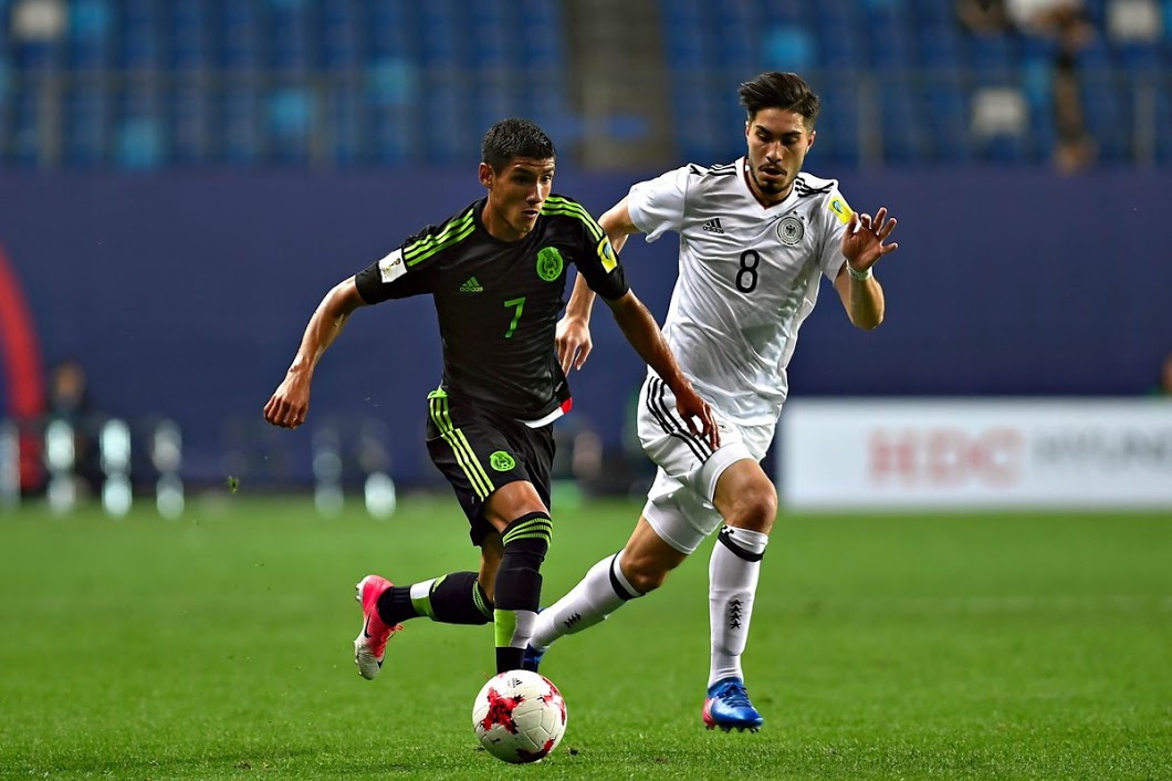 Uriel Antuna, jugador de Santos Laguna y de la Seleccionado Nacional en el Munidial Sub 20 de Corea del Sur, confía en el pase del TRI.