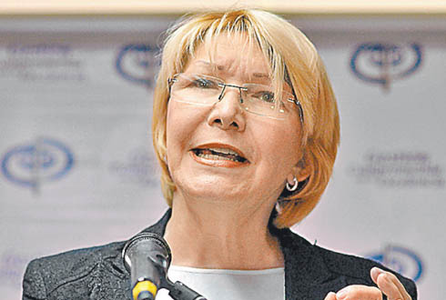 La fiscal general Luisa Ortega ha confrontado en varios temas al gobierno. 