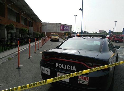 Elementos de la Secretaría de Seguridad Pública capitalina acordonaron la zona.
