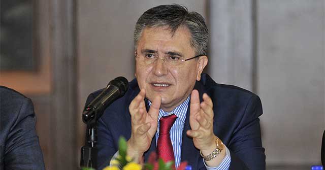 El titular de la Comisión Nacional de Derechos Humanos, Luis Raúl González Pérez.