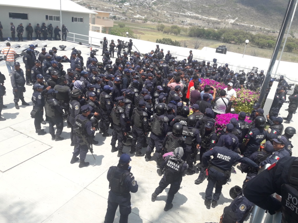 Advirtieron que no regresarán a sus actividades hasta que no se atiendan sus demandas.