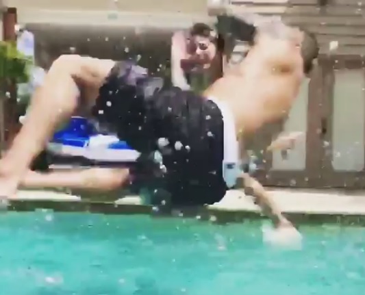Orton no tuvo piedad de su hijo 