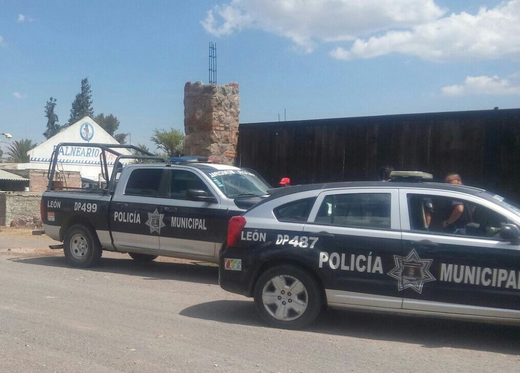 Unidades de la Policía León implementaron un operativo. 