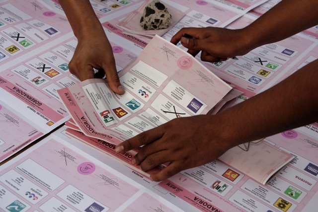 Hoy inició el conteo de votos en los distritos electorales. 