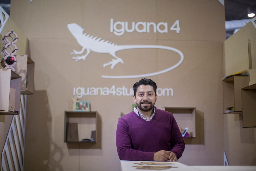 Juan Manuel Flores/Iguana 4 Estudio