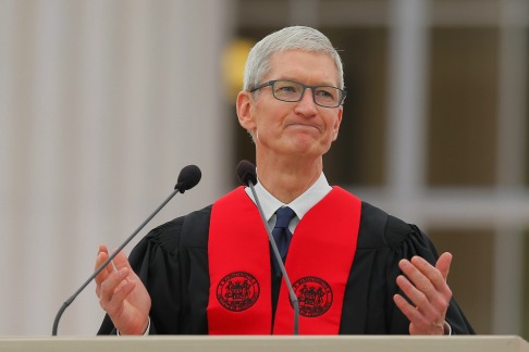 Tim Cook, CEO de Apple, durante su discurso ante los graduados del MIT. 