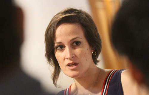 Sandrine Molinard expresó que lo que buscan es parar en seco la corrupción.