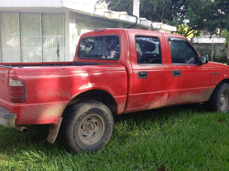 La camioneta tipo pickup, junto con el chofer y dos acompañantes, fueron puestos a disposición del MP, en Tabasco.