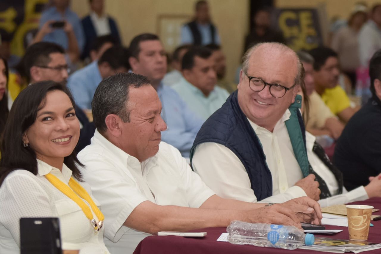 Beatriz Mojica, Jesús Zambrano y Graco Ramírez. 