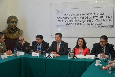 Integrantes de comisiones encargadas de dictaminar sobre el sistema anticorrupción de la Ciudad de México, recibieron propuestas de organizaciones de 