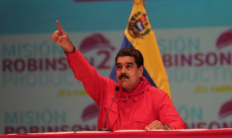 El presidente venezolano, Nicolás Maduro, anunció este domingo un aumento de 50 por ciento en el salario mínimo.