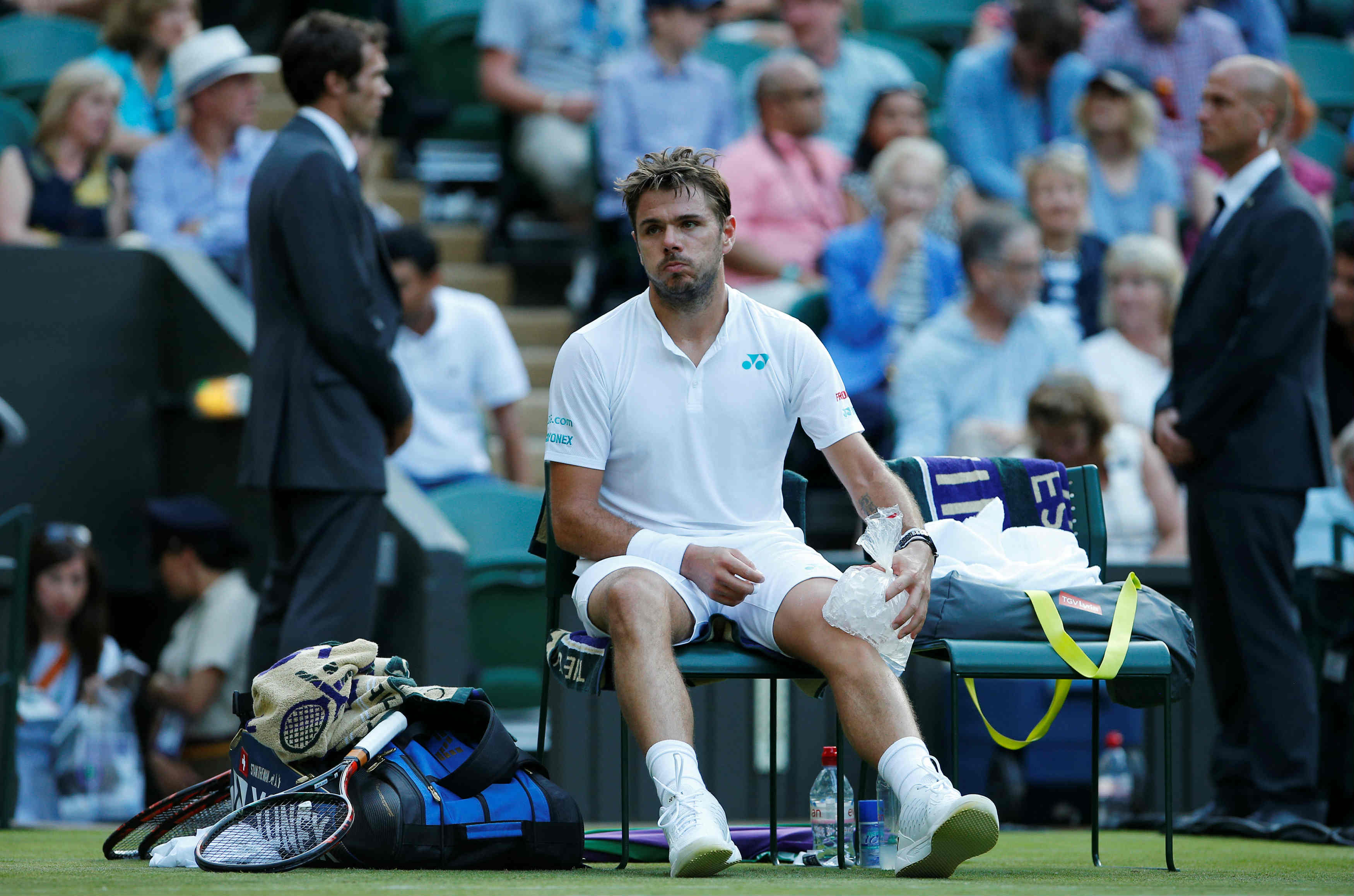 Stan Wawrinka no pudo en su debut en Wimbledon