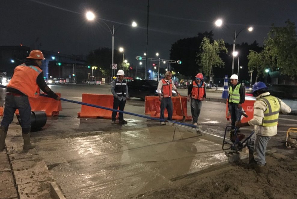 En las últimas cinco jornadas nocturnas se construyeron 160 metros más de carril confinado.