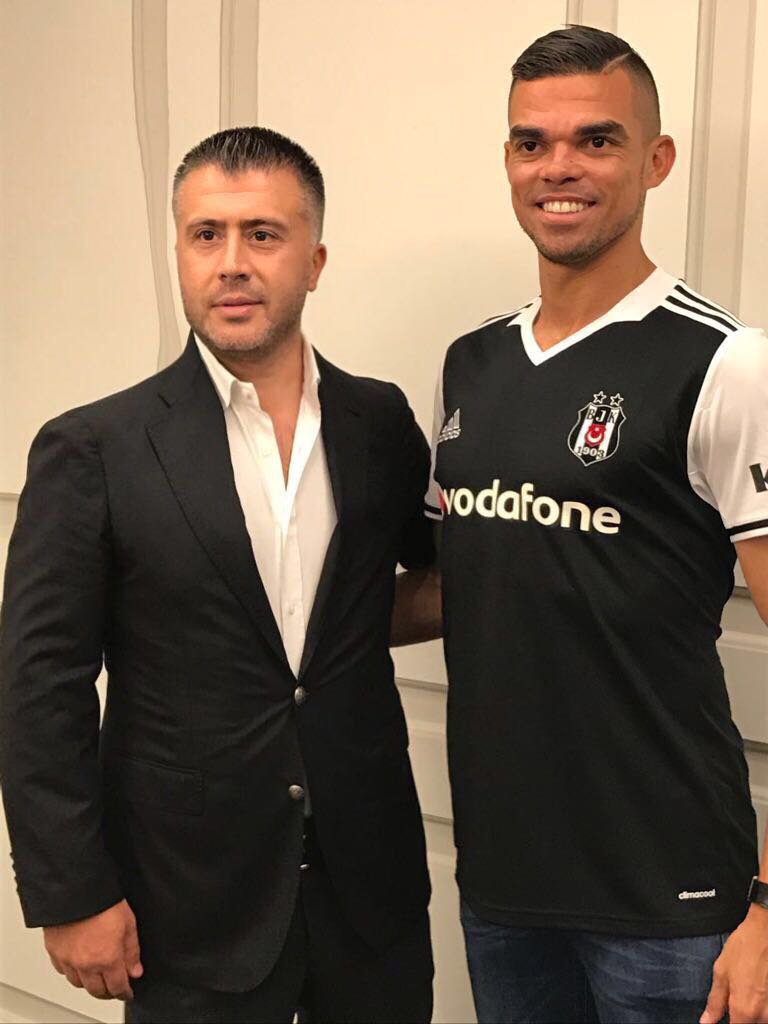 Pepe fue presentado con el Besiktas