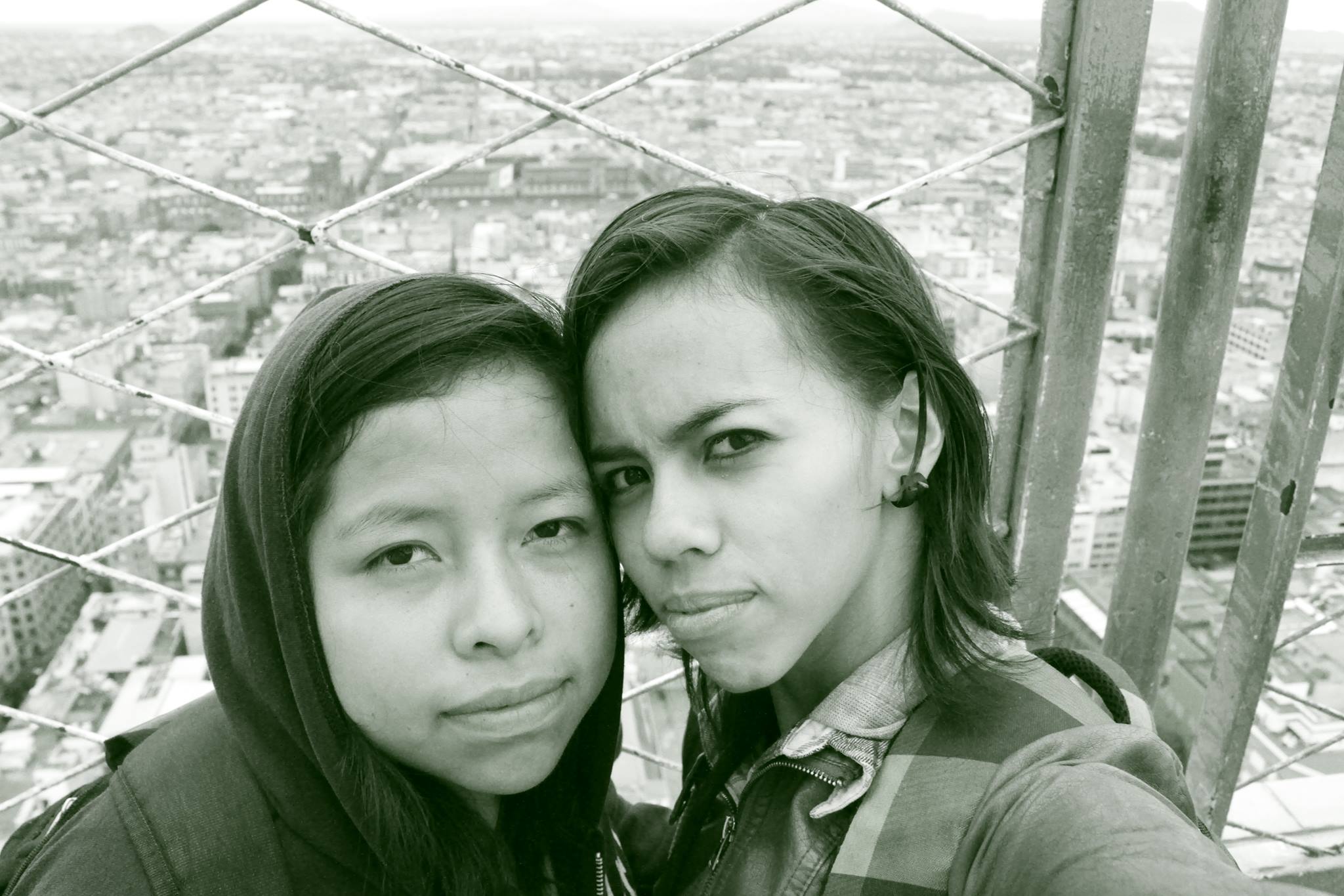 Alejandra y Alison.