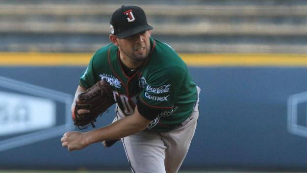 Toros domina a Sultanes 