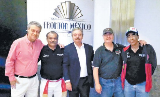 Algunos de los que crearon la asociación