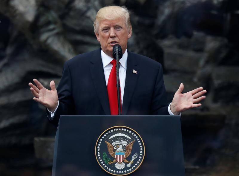 Las declaraciones de Trump llegan horas antes de participar en la cumbre G20, que se realiza en la ciudad alemana de Hamburgo.