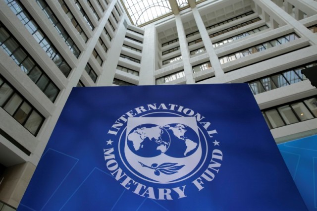 El FMI ha estado limitado al de asesor técnico, pues consideraba la deuda soberana griega no sostenible