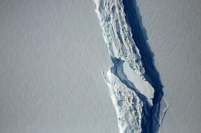 "Larsen C" llevaba años fisurado por una grieta enorme que se alargó en los últimos meses.