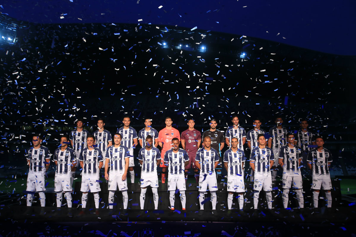Los Rayados de Monterrey presentaron su nueva indumentaria