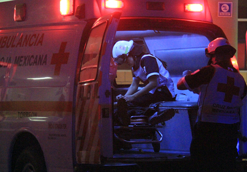 El hombre de 37 años fue internado en la Cruz Roja de Torreón. 