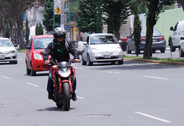 motociclista moto CLV