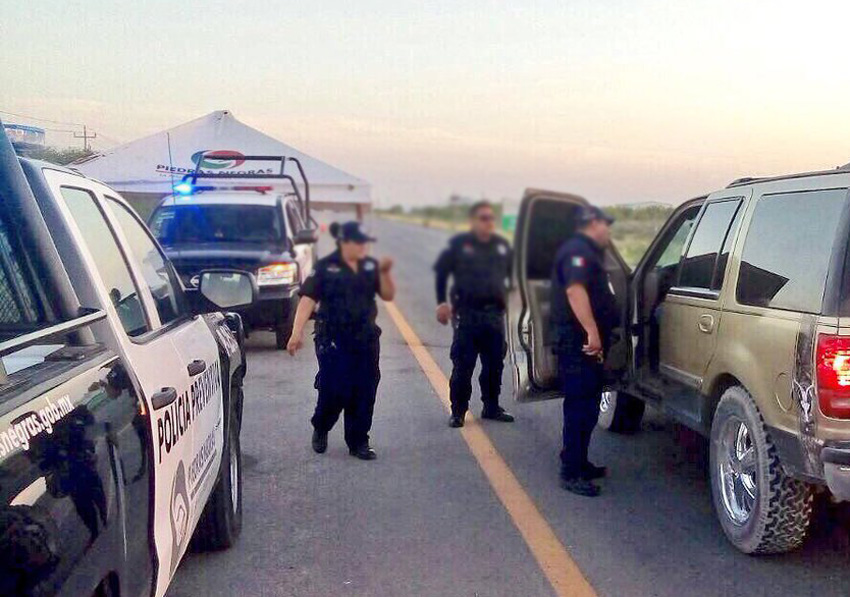 Policía de Piedras Negras fue vinculado a proceso por agredir a un periodista.
