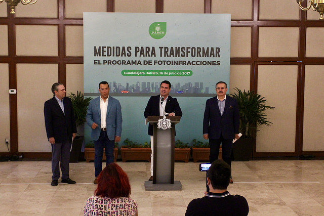 El Gobernador de Jalisco Aristóteles Sandoval anunció modificaciones al programa de fotoinfracciones en la ZMG