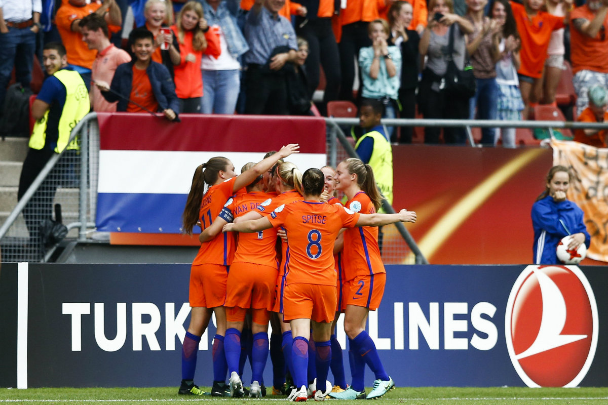 Holanda inició con el pie derecho su participación en la Eurocopa femenil, donde es anfitrión