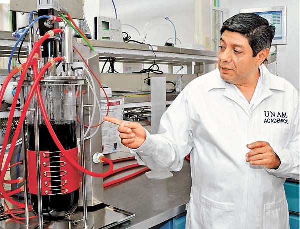 Germán Buitrón Méndez, científico del Instituto de Ingeniería de la UNAM.
