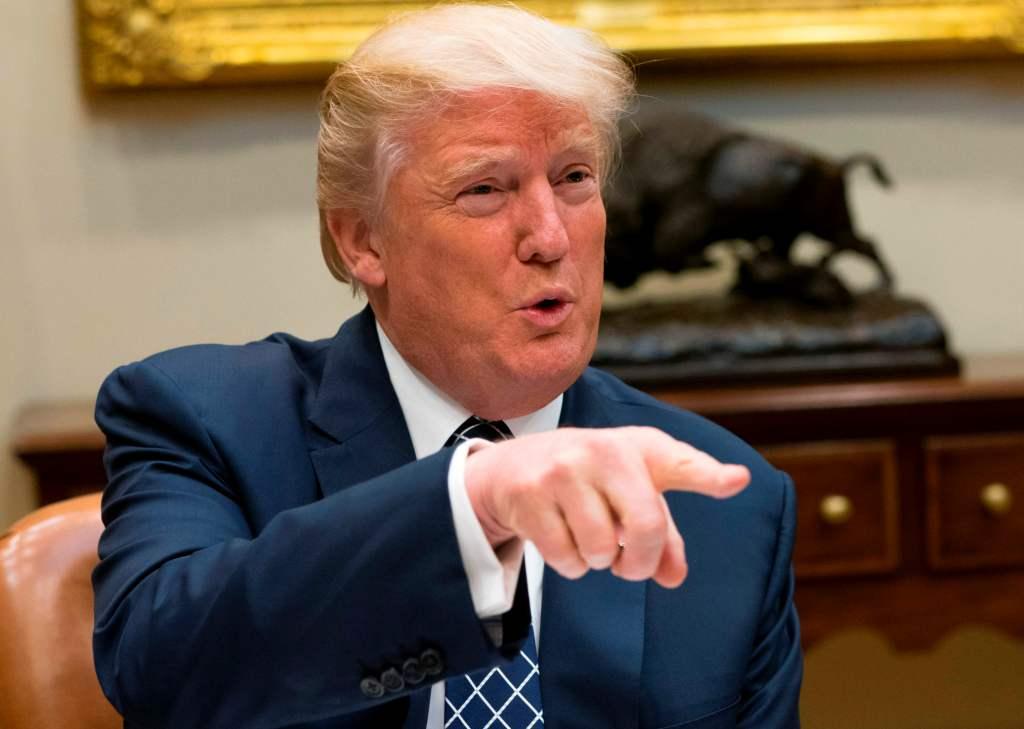 Trump reaccionó a estas informaciones y arremetió contra los medios de comunicación.