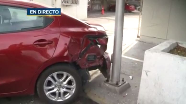 El accidente ocurrió en avenida Matamoros con la calle Acuña del centro de Torreón.