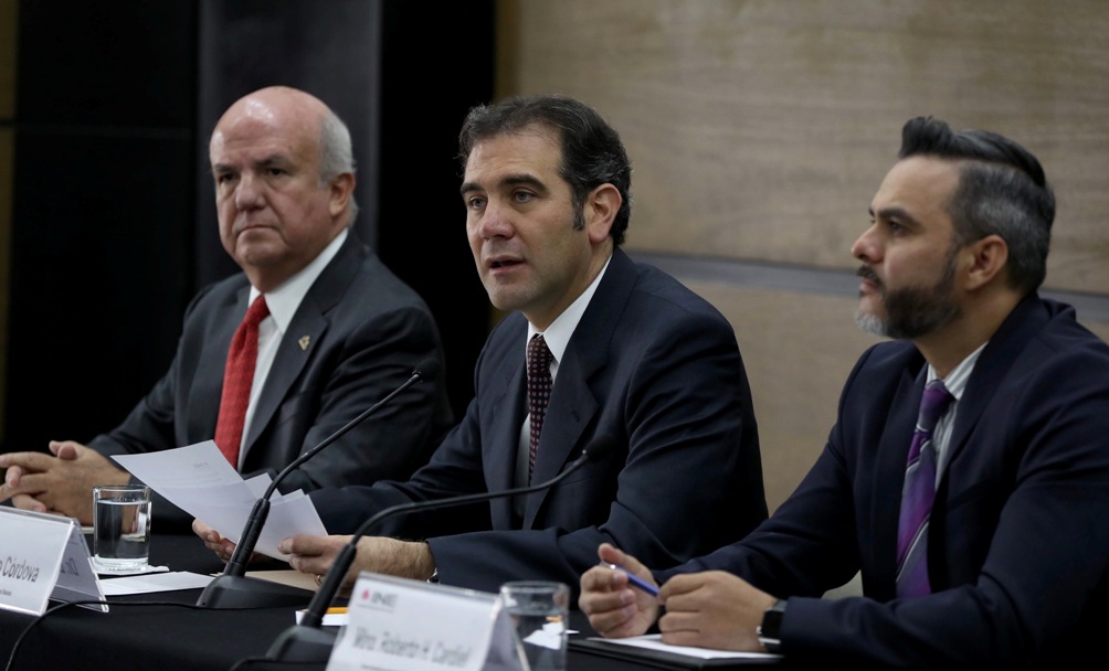 El consejero presidente del INE, Lorenzo Córdova, dijo que no es indolente a las críticas.