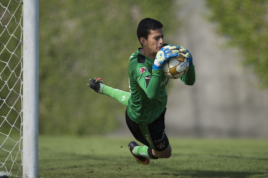 Jonathan Estrada será quien defienda la portería rojinegra en el duelo ante el León 