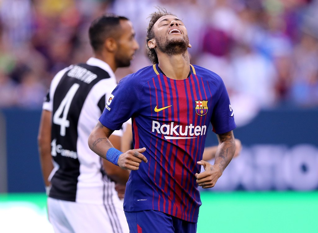 Neymar anota doblete con el Barcelona
